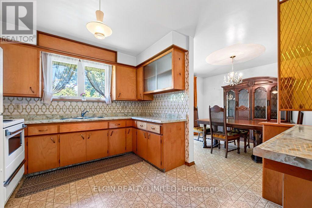 236 1/2 ERIE STREET - Image 3