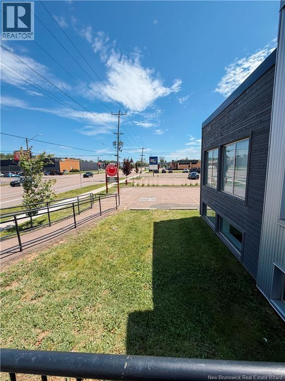 686 St. George Boulevard, Moncton — photo 32