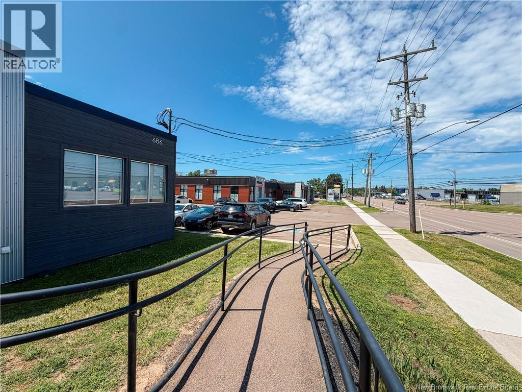 686 St. George Boulevard, Moncton — photo 33