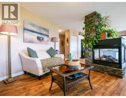 Foyer - 798 Ruttan Road, Quesnel, BC V2J6K2 Photo 11