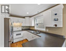 331 Stavanger Drive thumbnail 8