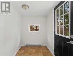 21 Blackmarsh Road thumbnail 10