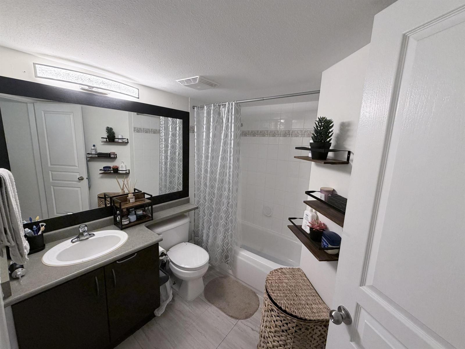 2 Bed, 2 Bath Apartment for Sale in Langley – 324 20200 56 AVENUE, Langley – MLS# R3152702 - Image 10