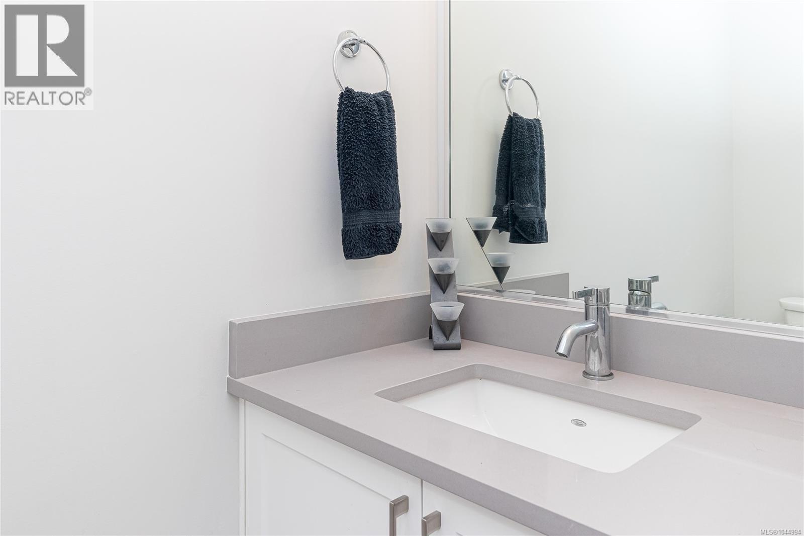 B 1973 Caldwell Rd, Sooke