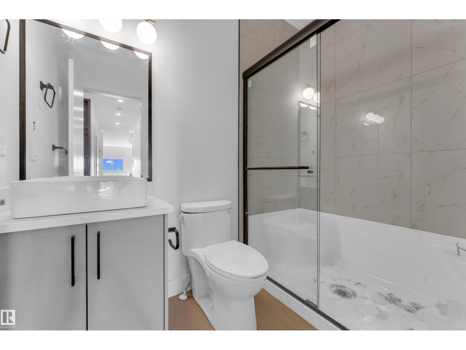4607 18 AVE SW - Image 7