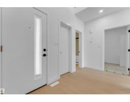 Bedroom 2 - 4607 18 Ave Sw Sw, Edmonton, AB T6X1A4 Photo 6