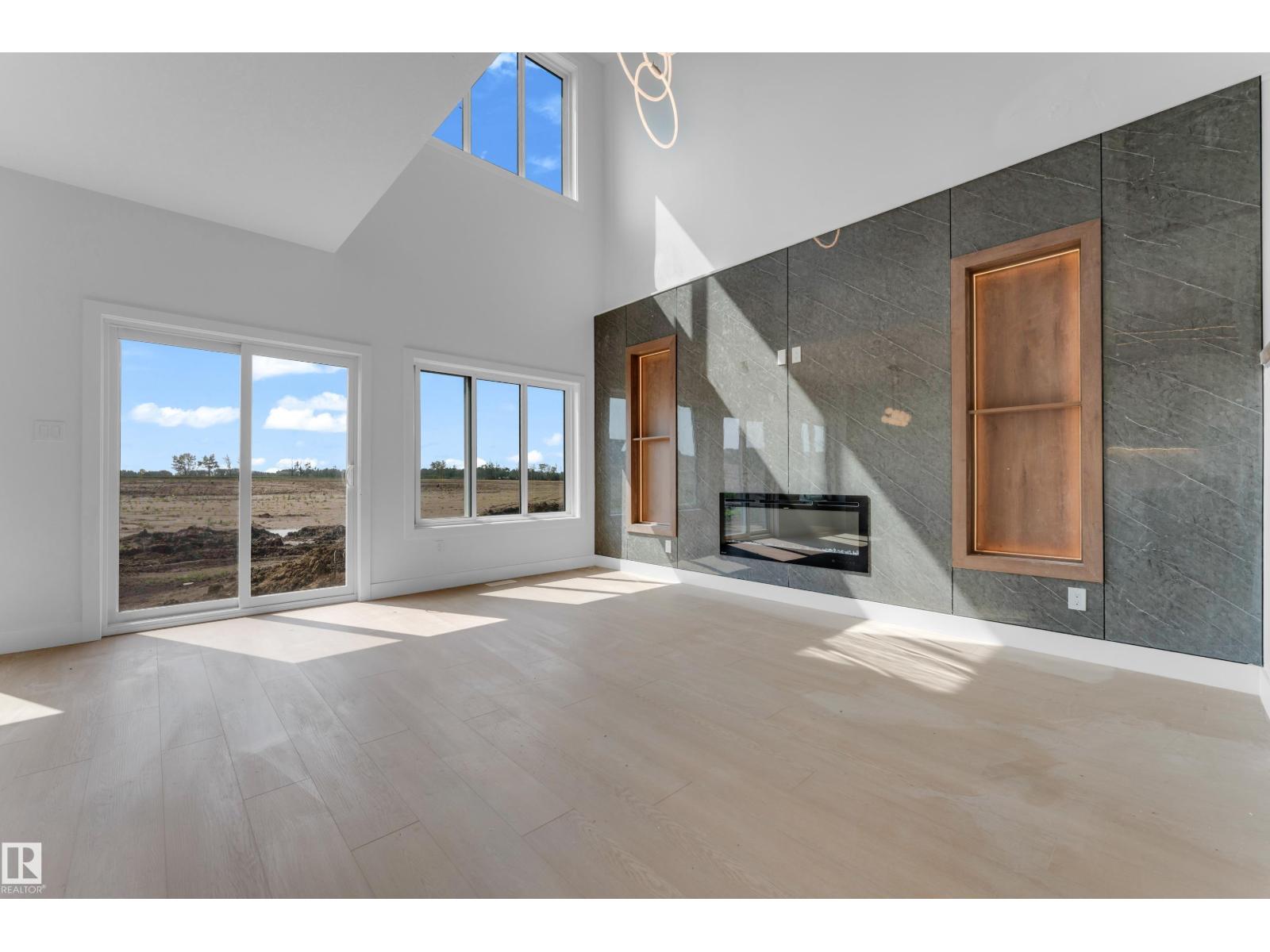 4607 18 AVE SW - Image 19