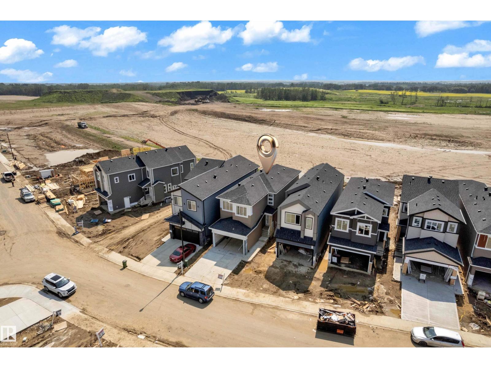 4607 18 AVE SW - 3