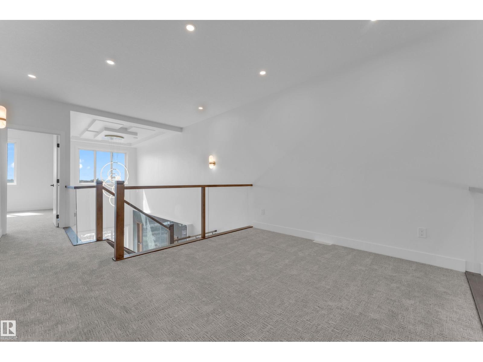4607 18 AVE SW - Image 27