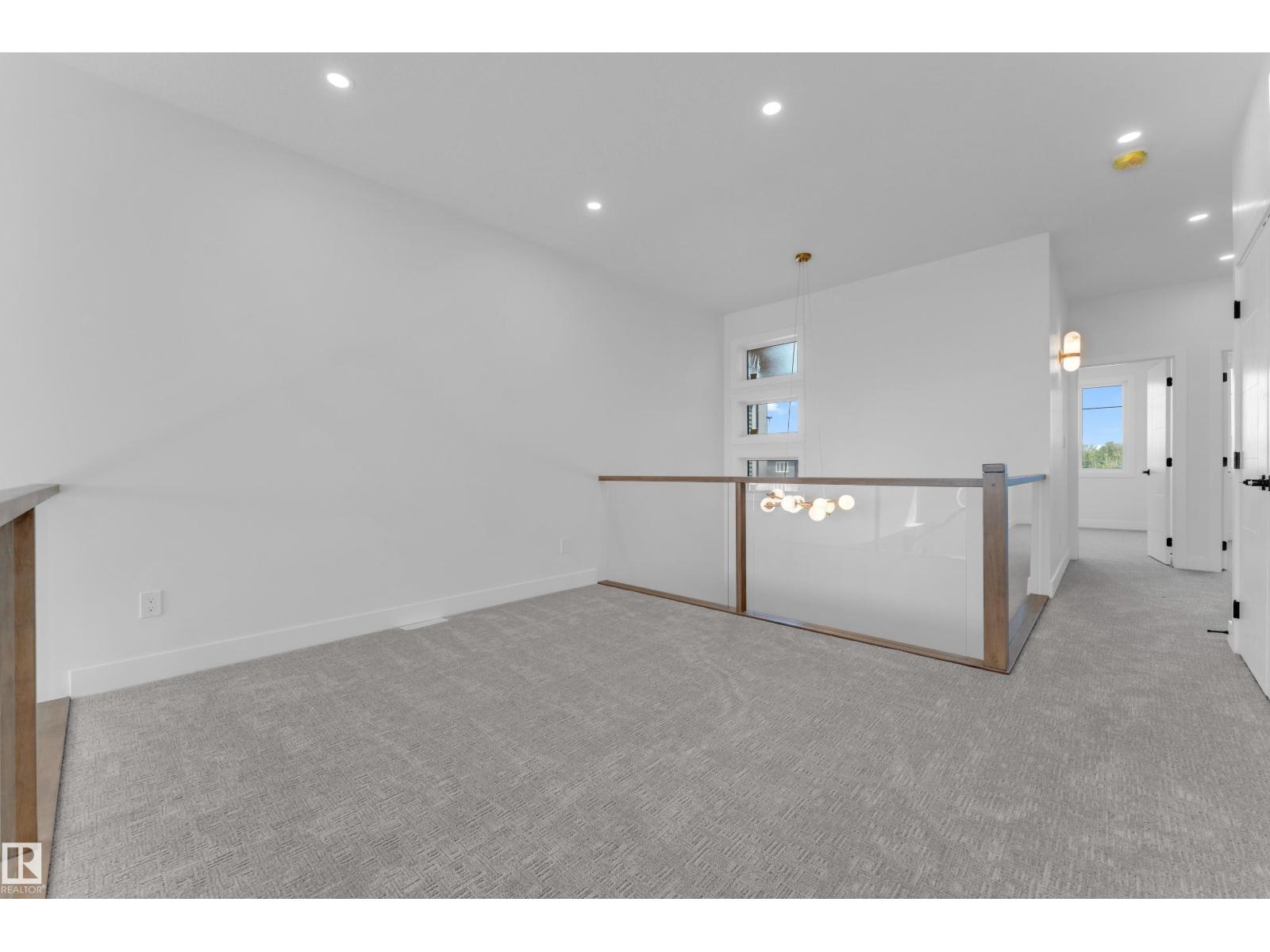 4607 18 AVE SW - Image 26
