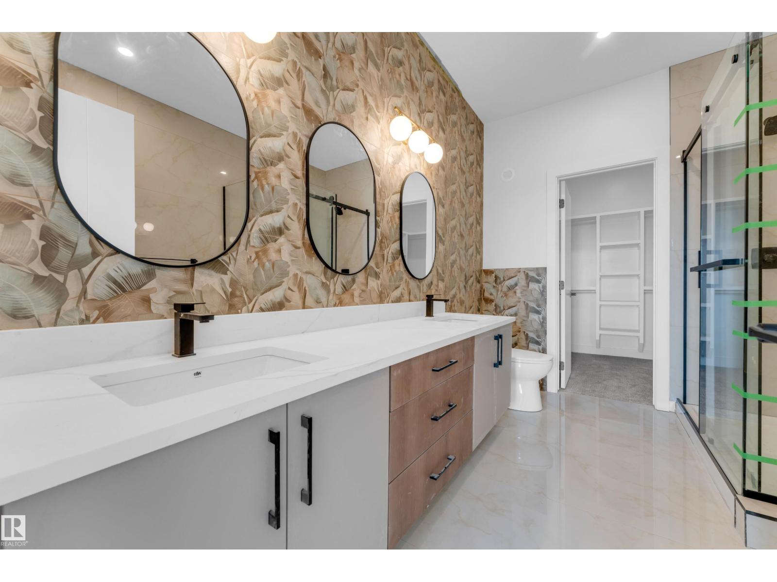 4607 18 AVE SW - Image 32