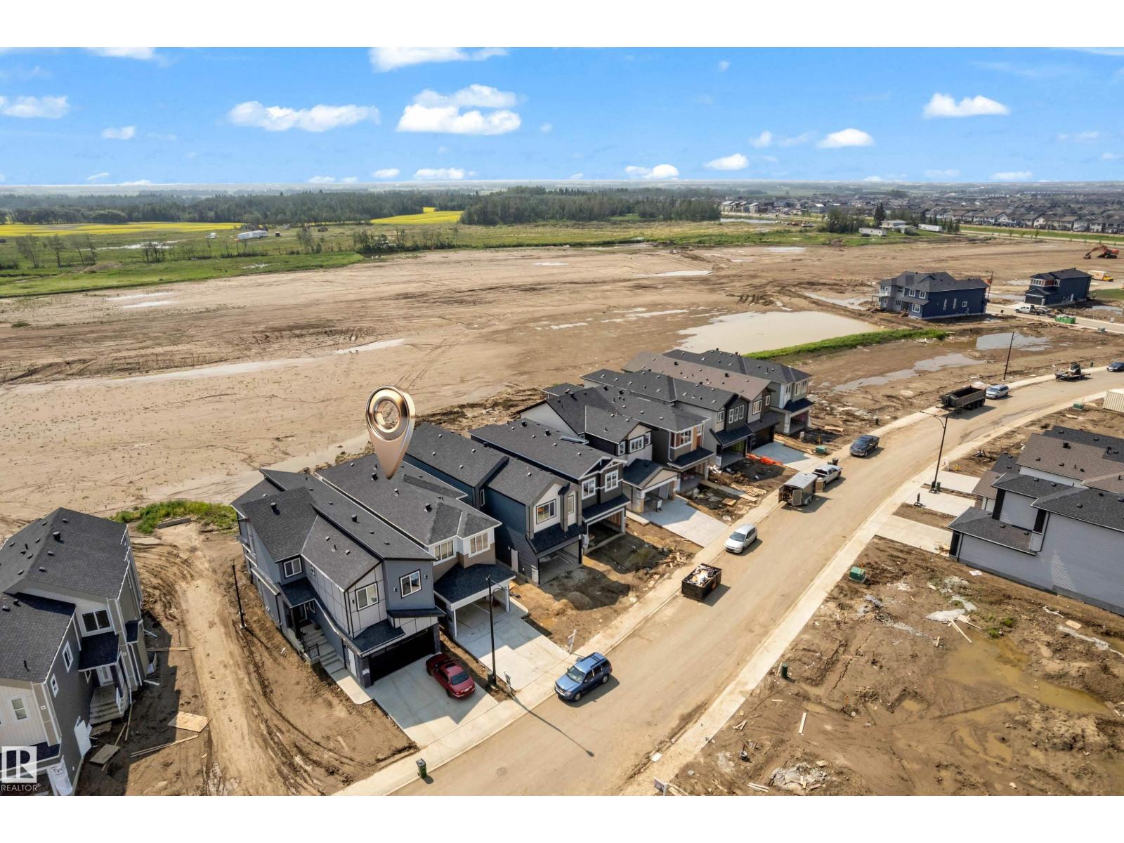 4607 18 AVE SW - Image 42
