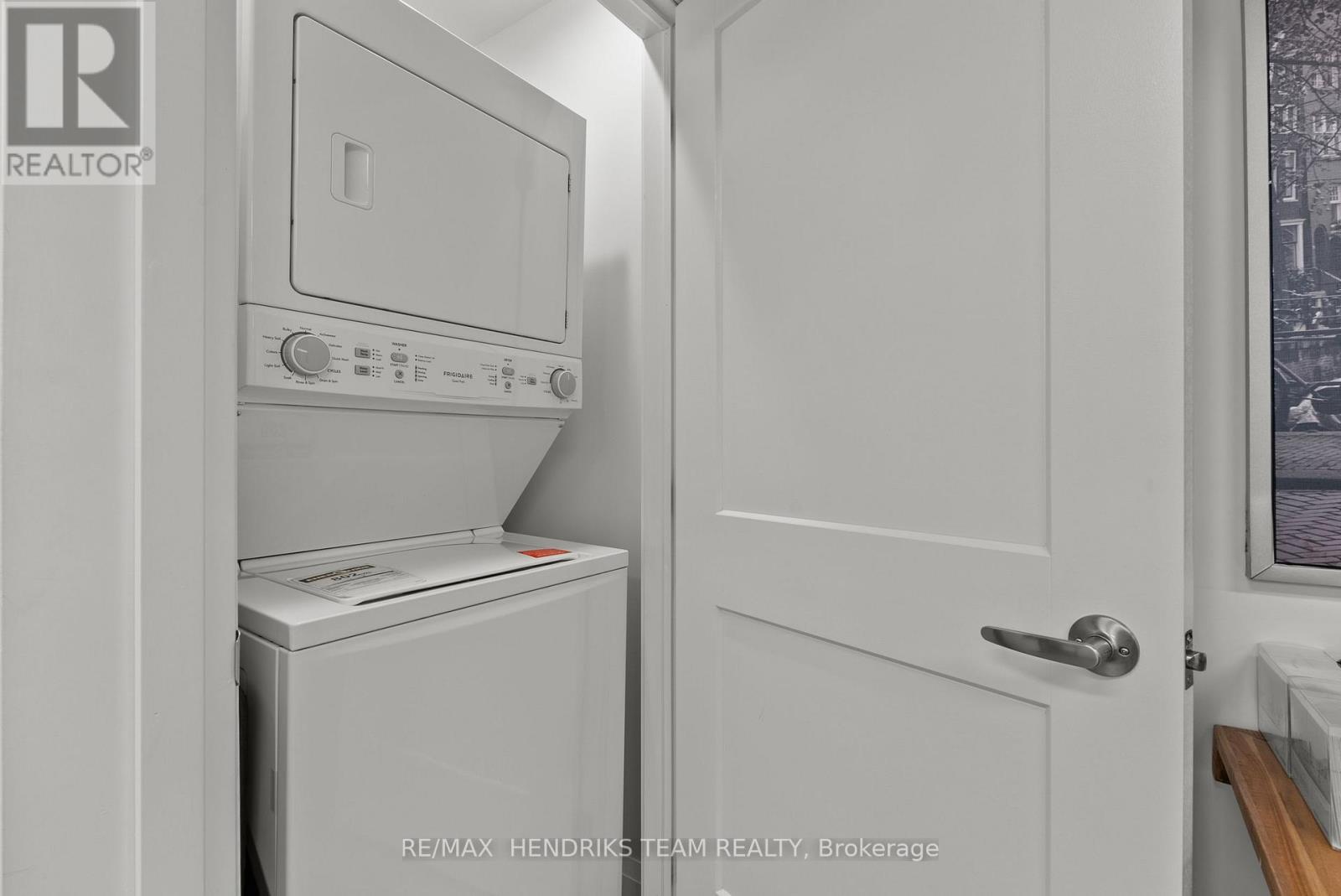 24 PROSPECT AVENUE - Image 38