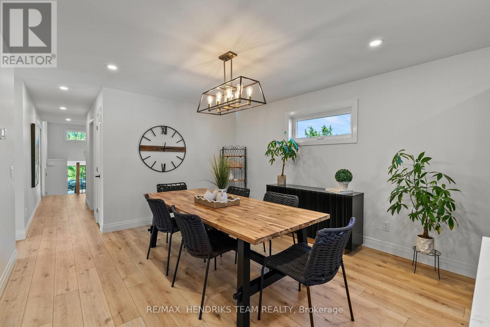 24 PROSPECT AVENUE - 9