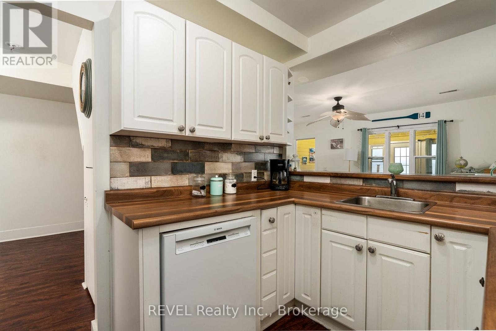 3819 Terrace Lane — photo 16