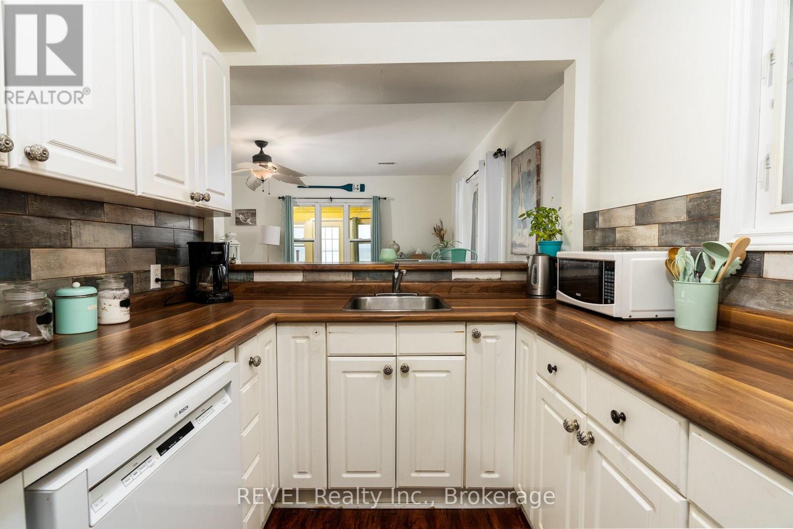 3819 Terrace Lane — photo 18
