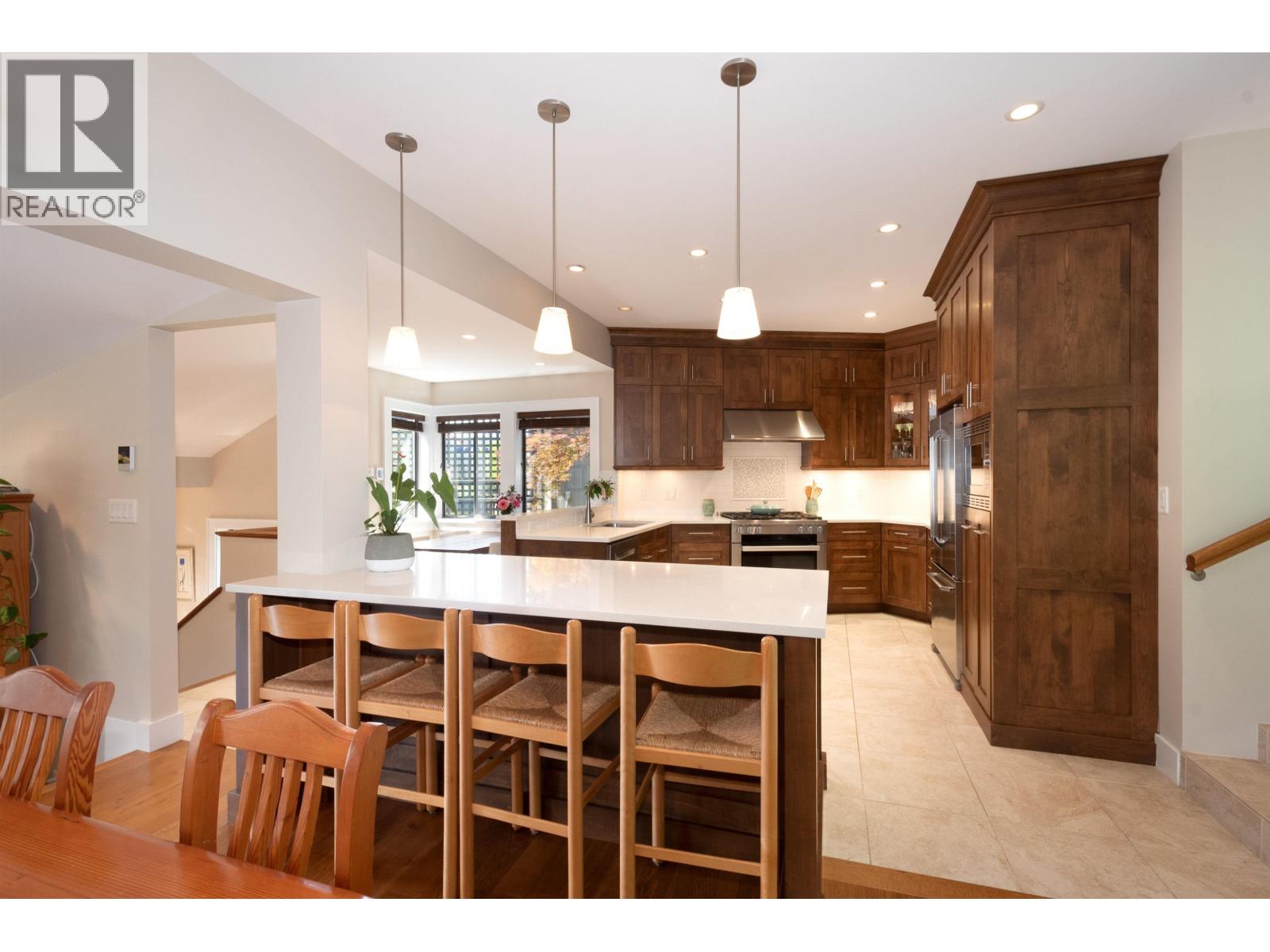 2643 PANORAMA DRIVE, North Vancouver — photo 3
