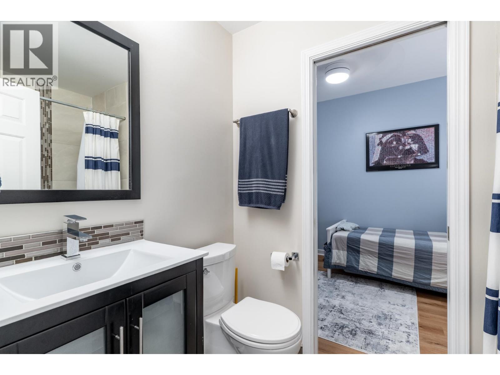 Photo of 323 2109 ROWLAND STREET 24