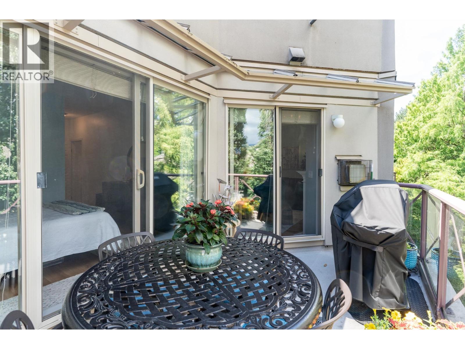 Photo of 323 2109 ROWLAND STREET 28