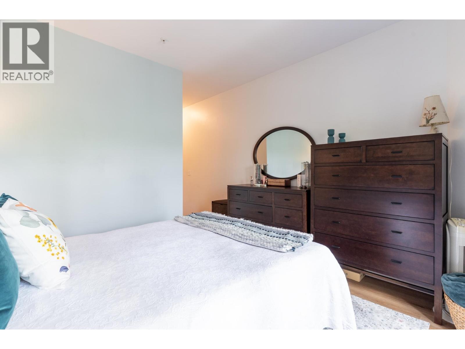 Photo of 323 2109 ROWLAND STREET 18