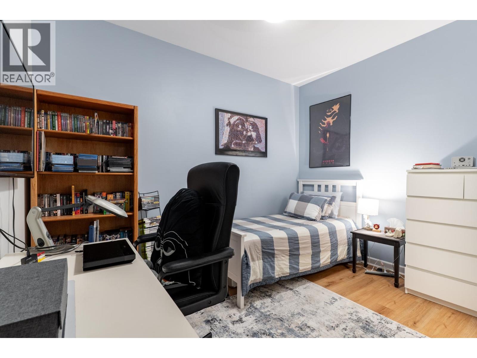 Photo of 323 2109 ROWLAND STREET 21