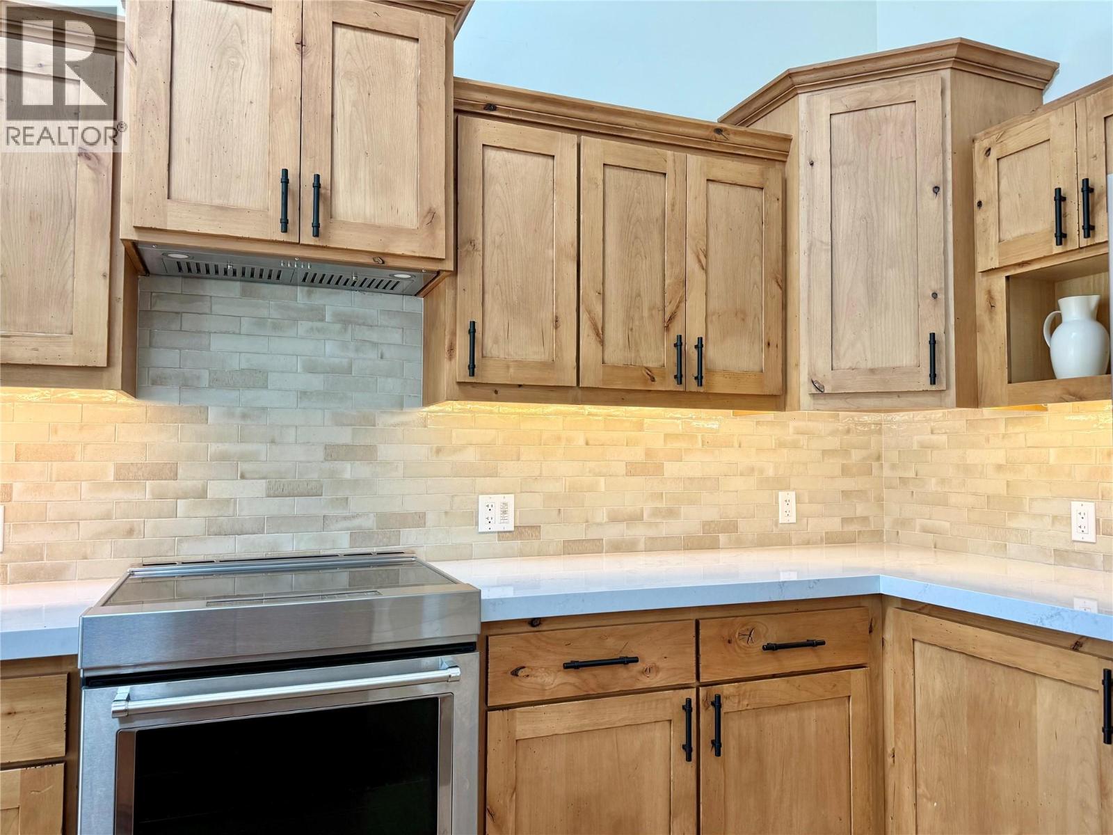 8170 Plotnikoff Road - 13