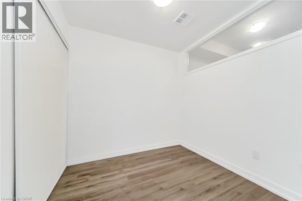 #29 869 WILSON Avenue - Image 17
