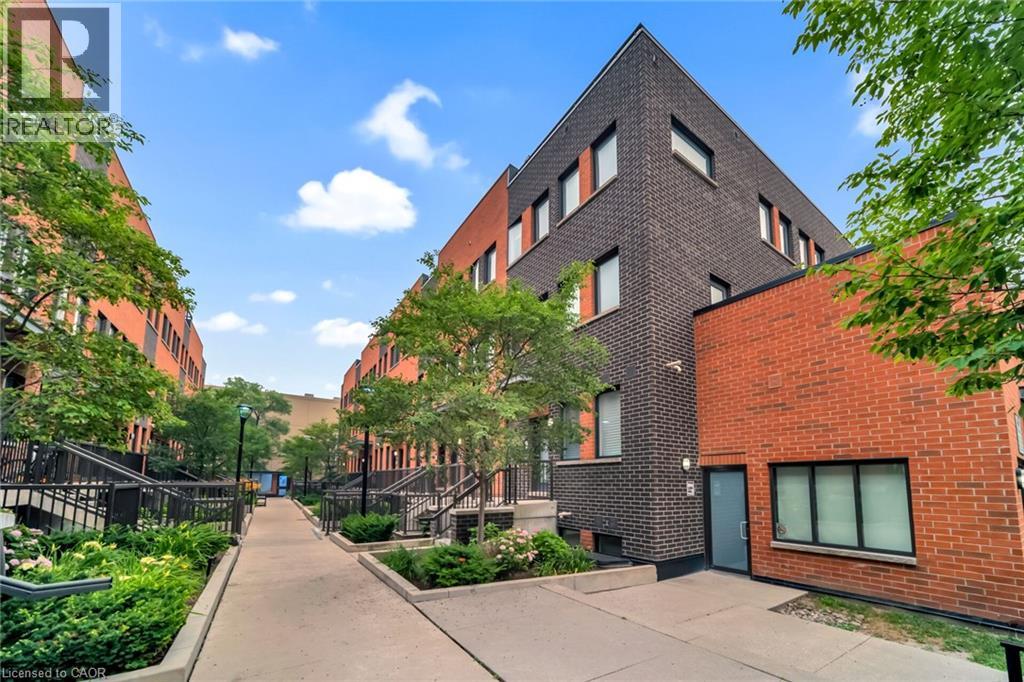 #29 869 WILSON Avenue - Image 3