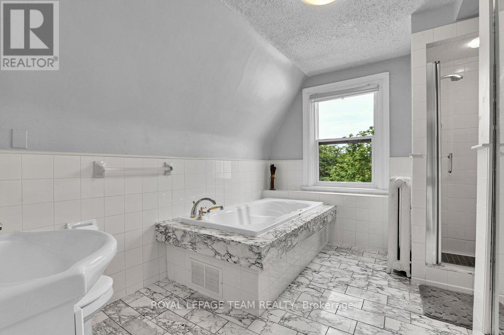4 Bed, 3 Bath House for Sale in Ottawa – 7 THIRD AVENUE, Ottawa – MLS# X13633956 - Image 52