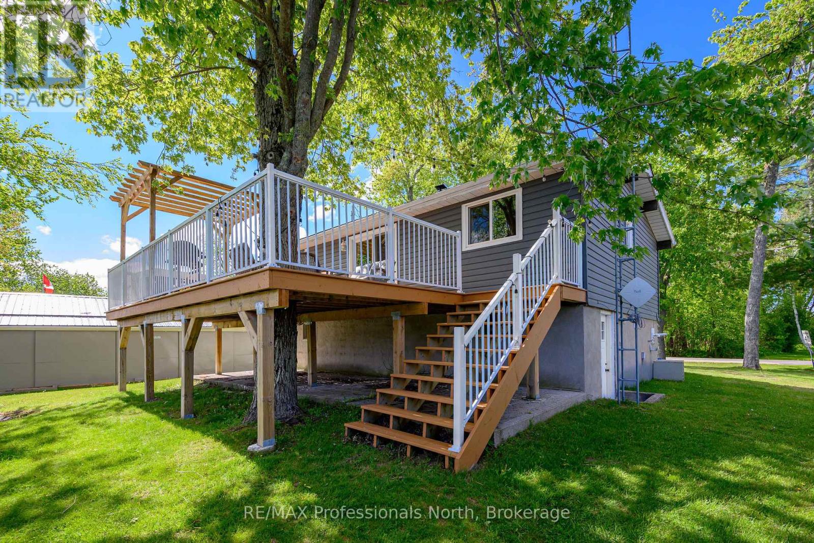284 MOORINGS DRIVE - Image 45
