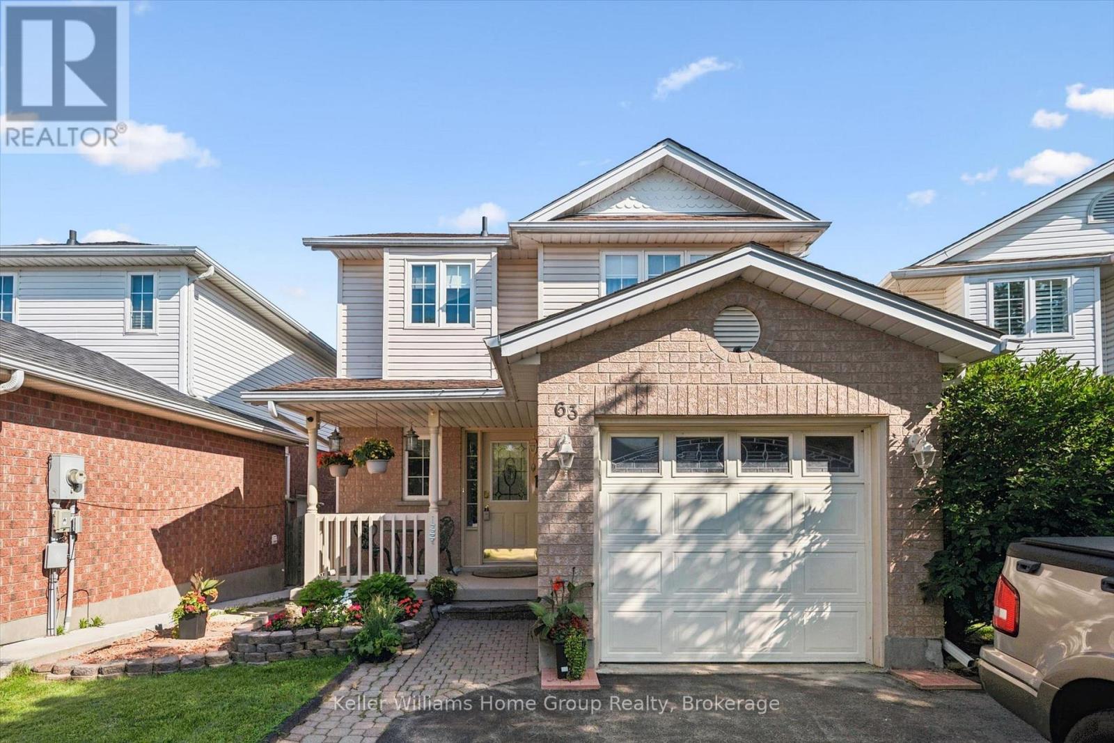63 BOULDER CRESCENT - 2