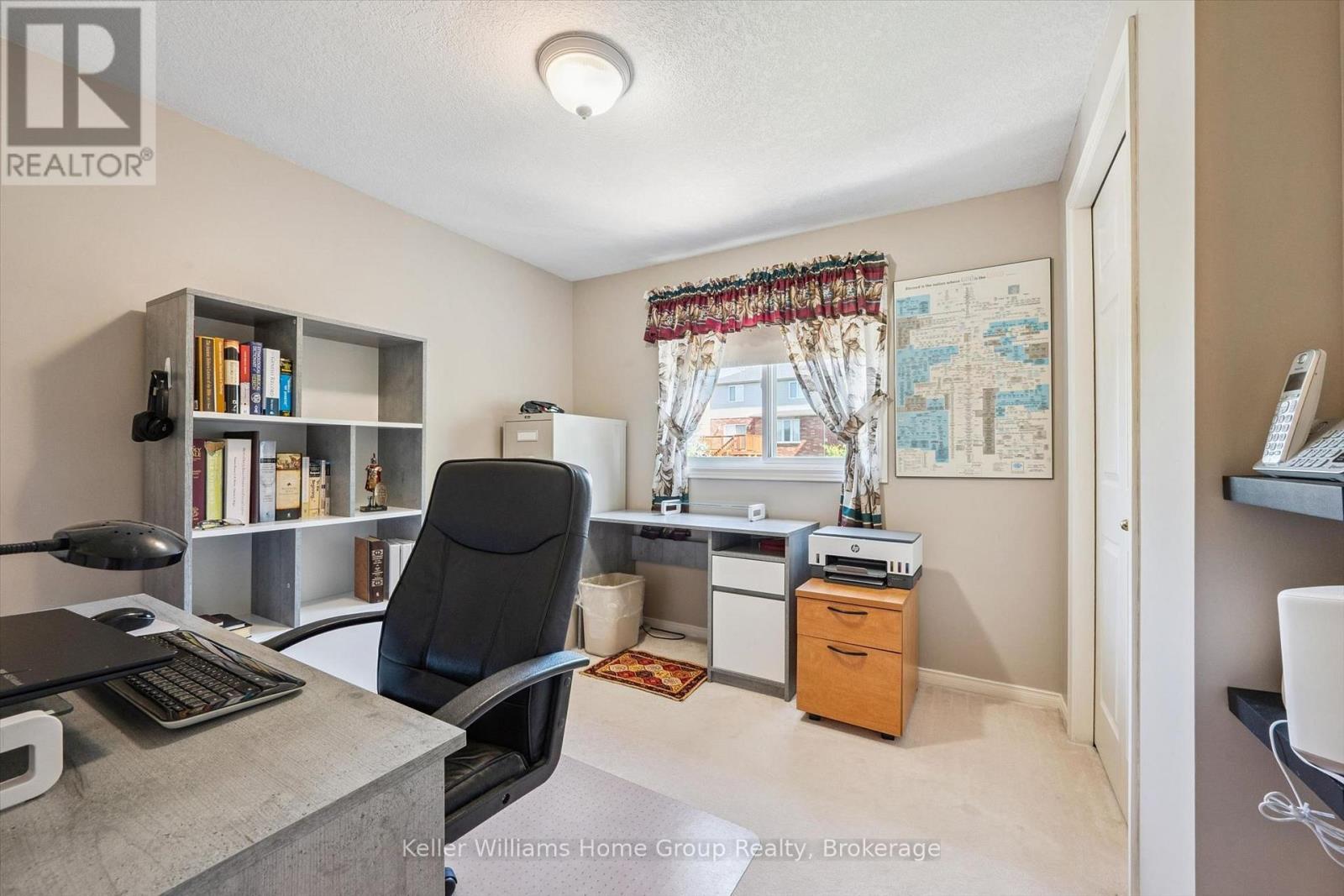 63 BOULDER CRESCENT - Image 24