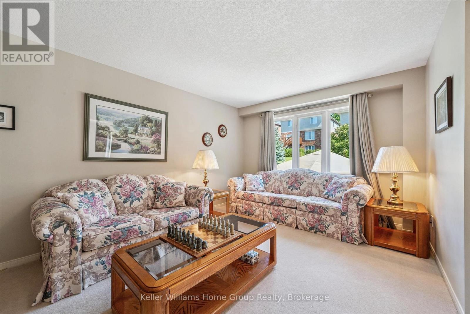 63 BOULDER CRESCENT - Image 8