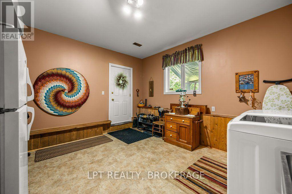717 COUNTY 14 ROAD - 32