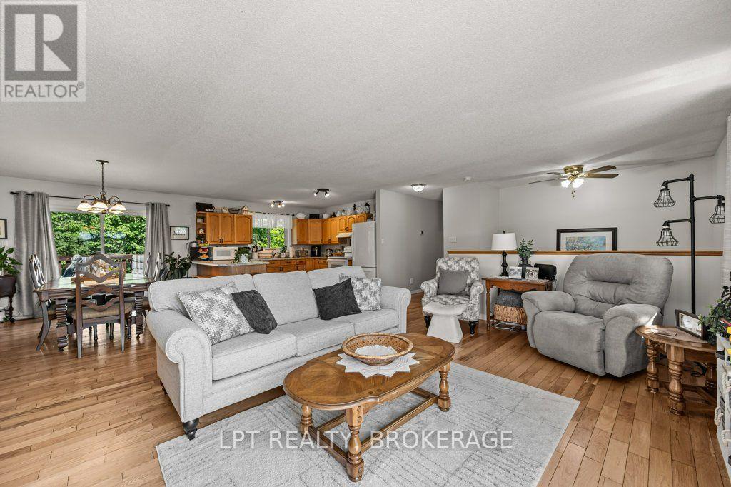 717 COUNTY 14 ROAD - Image 9