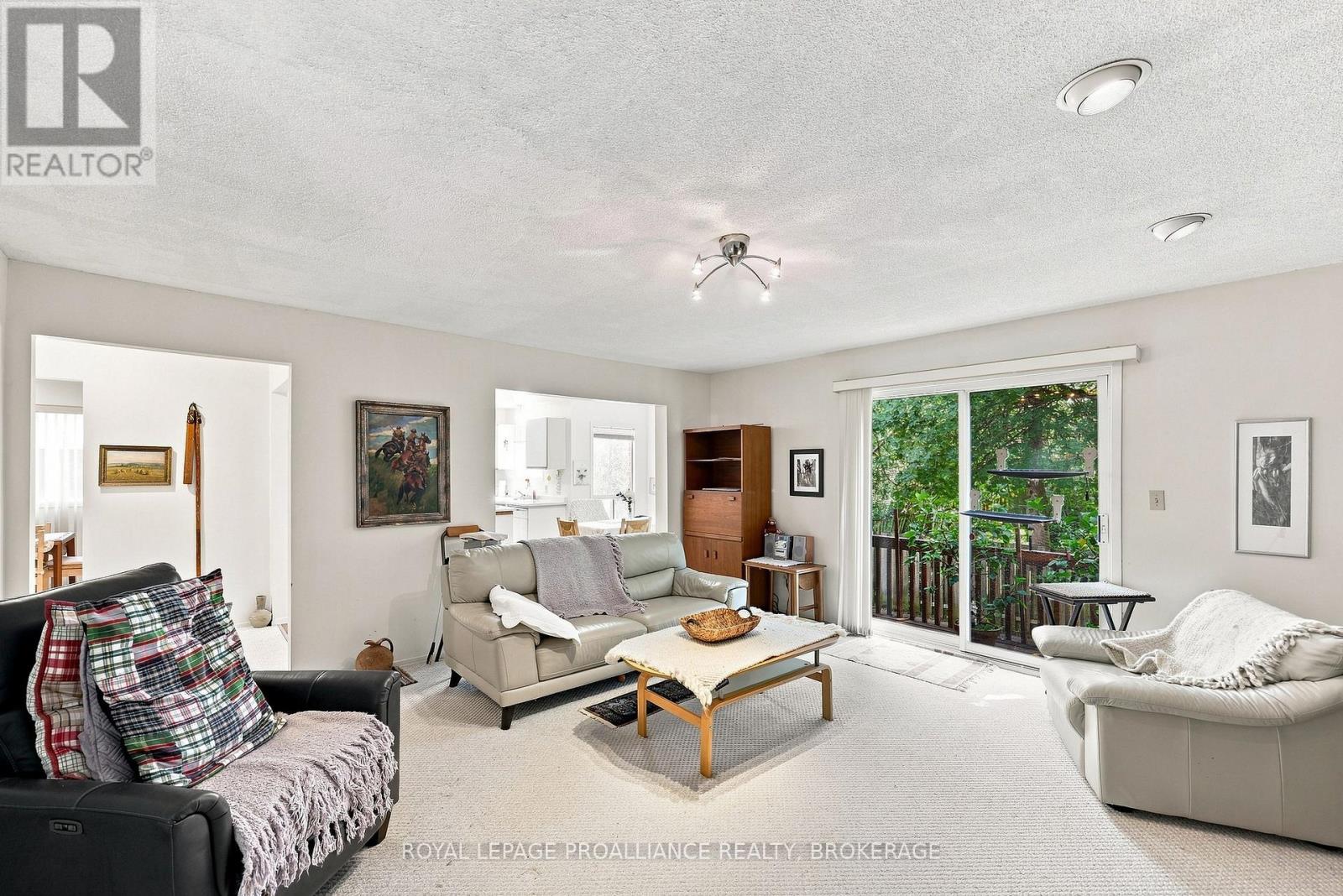 951 NEWCASTLE STREET - Image 24