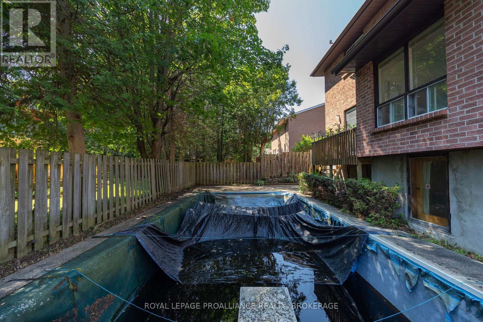 951 NEWCASTLE STREET - 5