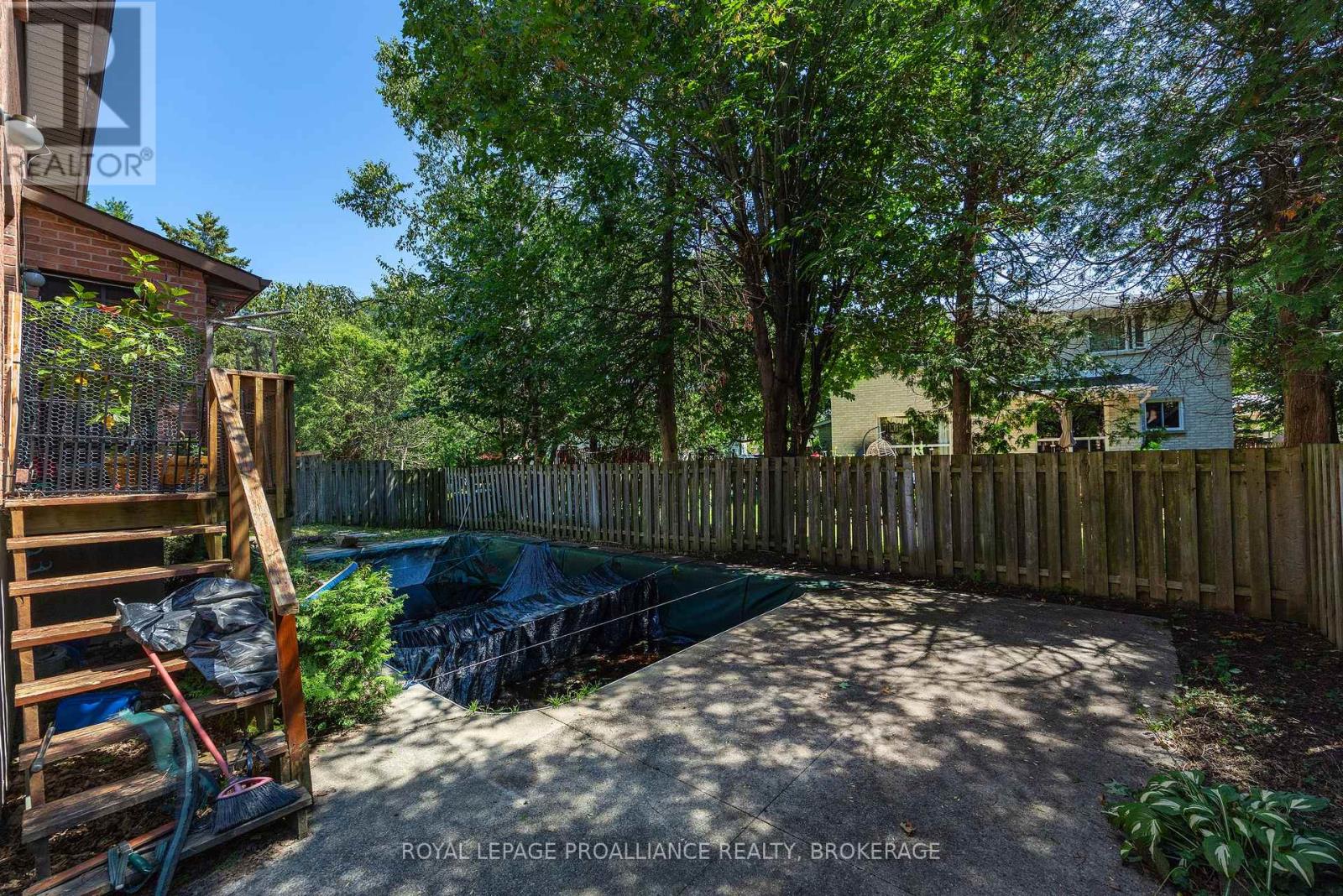951 NEWCASTLE STREET - Image 8