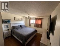 Family room - 4410 43 Street, Ponoka, AB T4J1B8 Photo 7