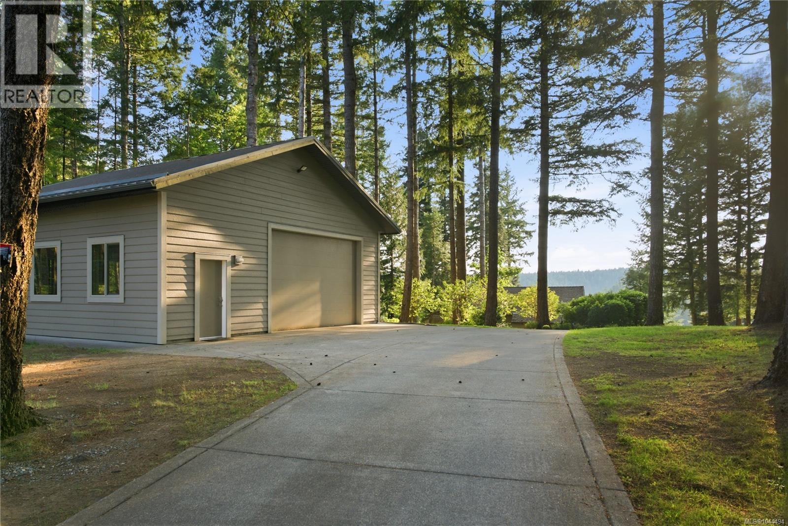 1157 West Rd - 72