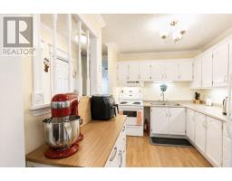 109 Farrell Drive thumbnail 6