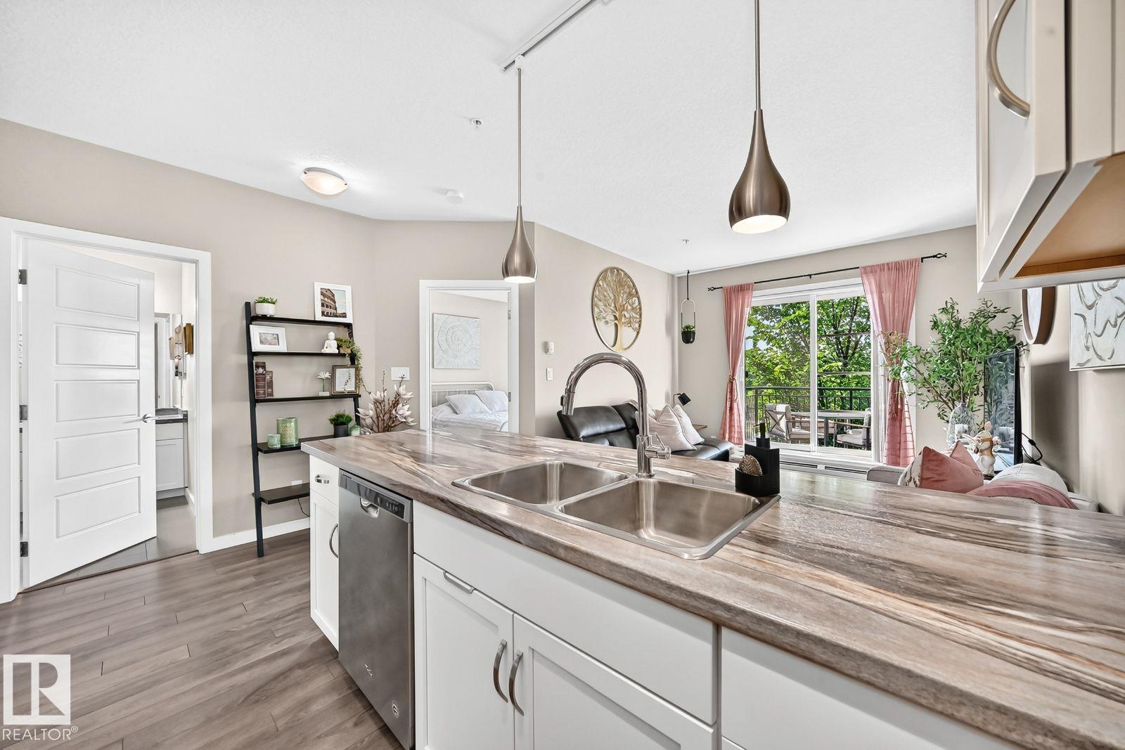 238 1008 Rosenthal Boulevard NW - Photo 6