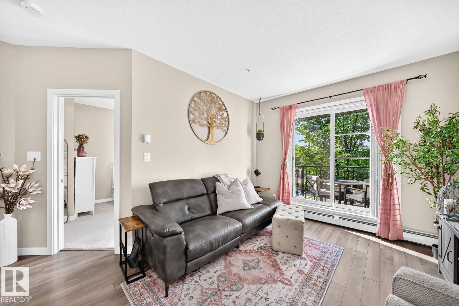 238 1008 Rosenthal Boulevard NW - Photo 8