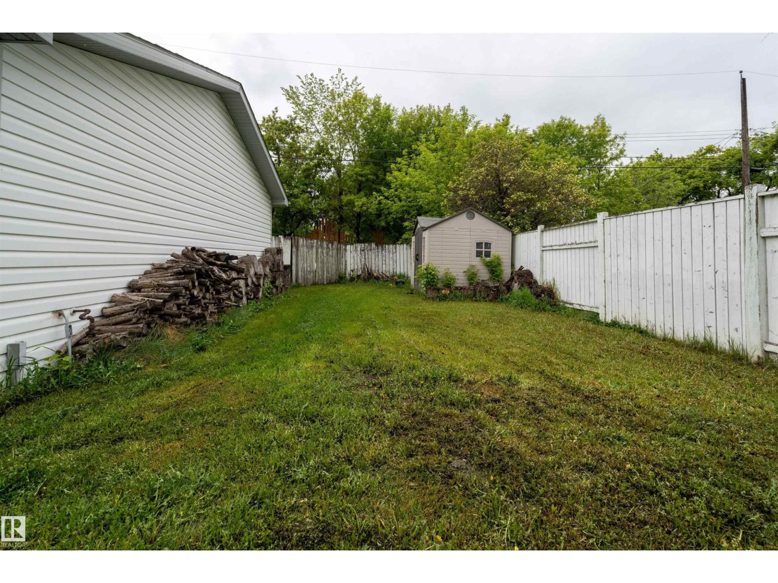 9716 160 Street NW - Photo 25