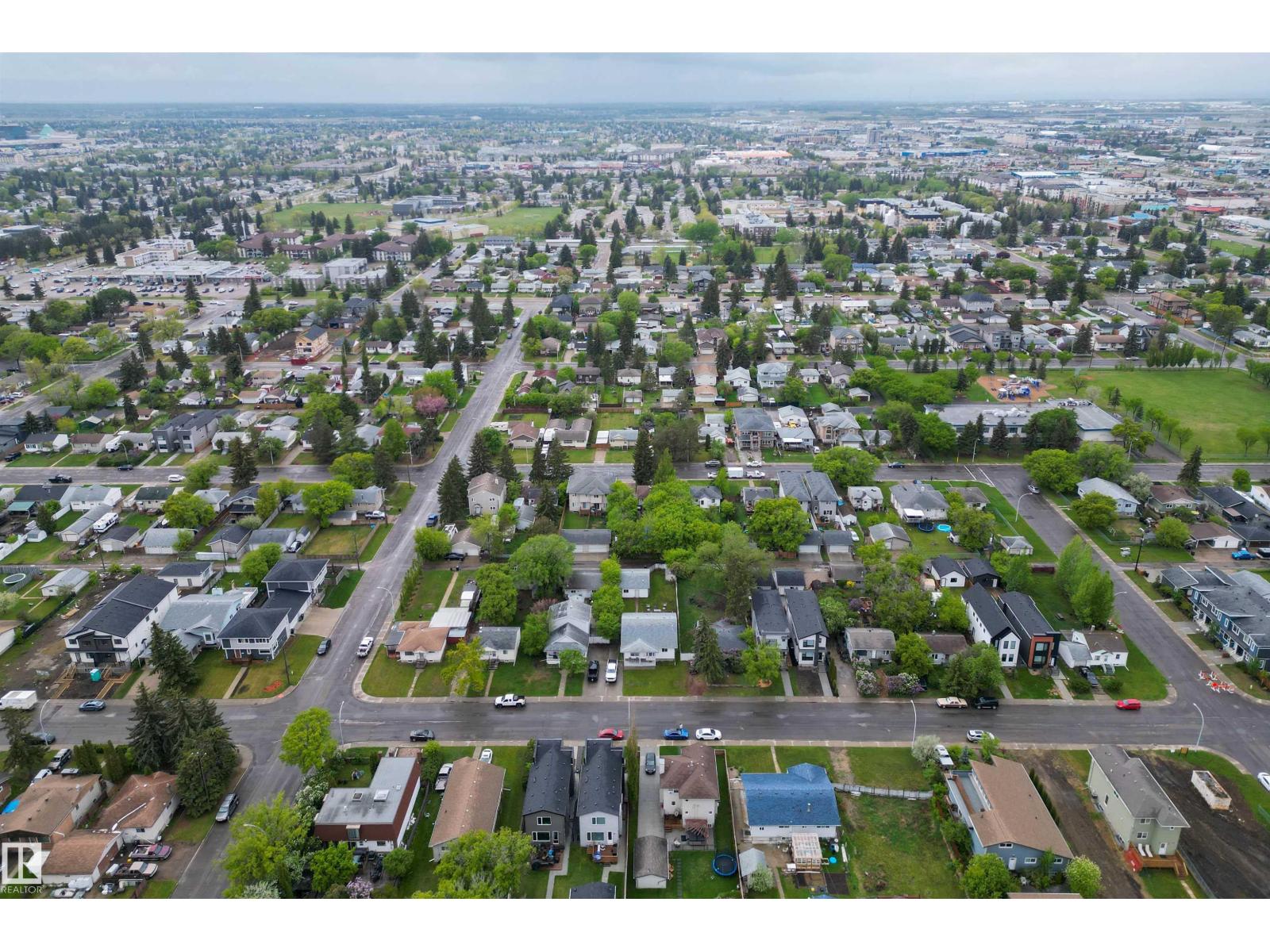 9716 160 ST NW - 27