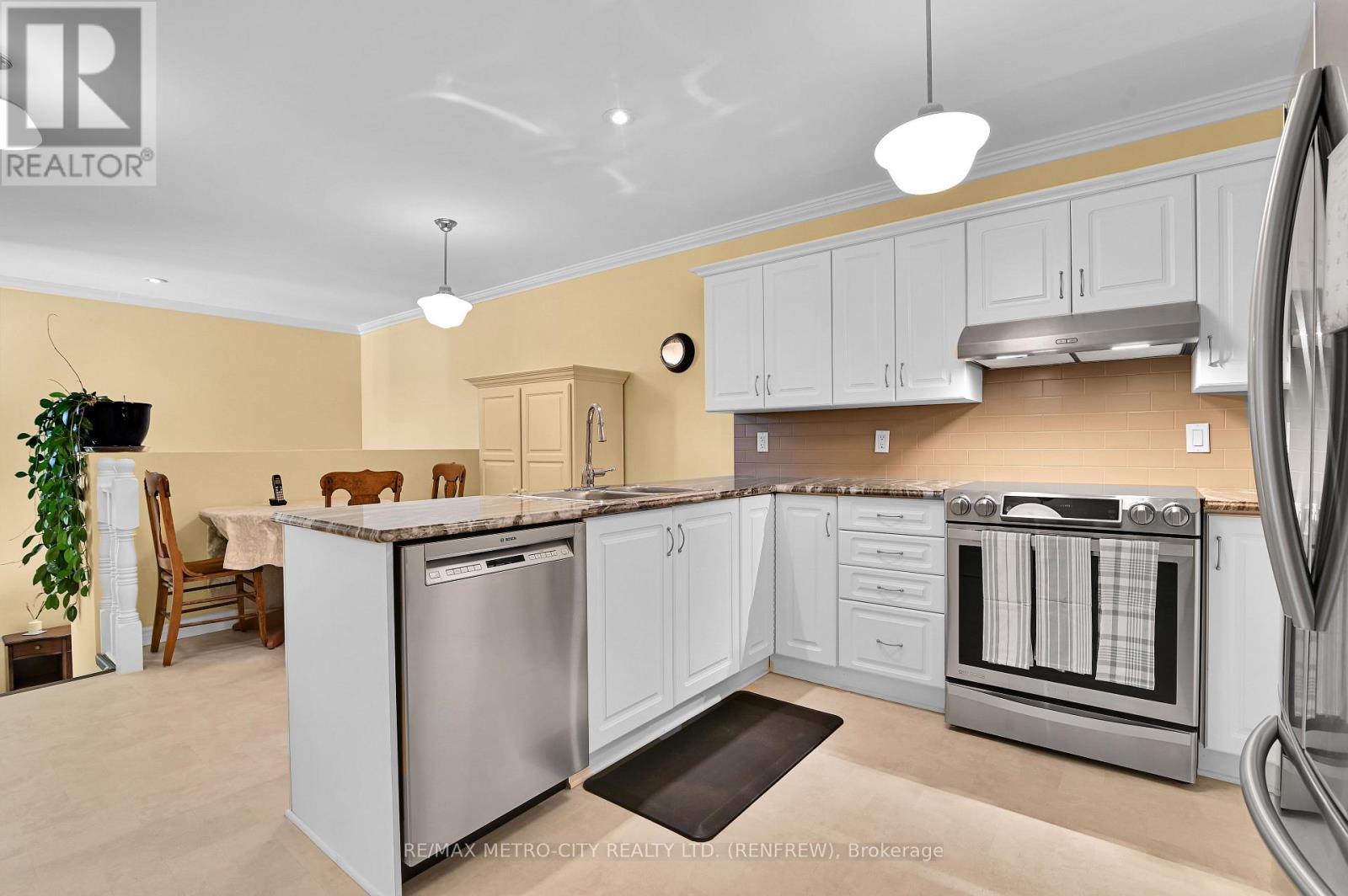 854 EIGHTH STREET - Image 10
