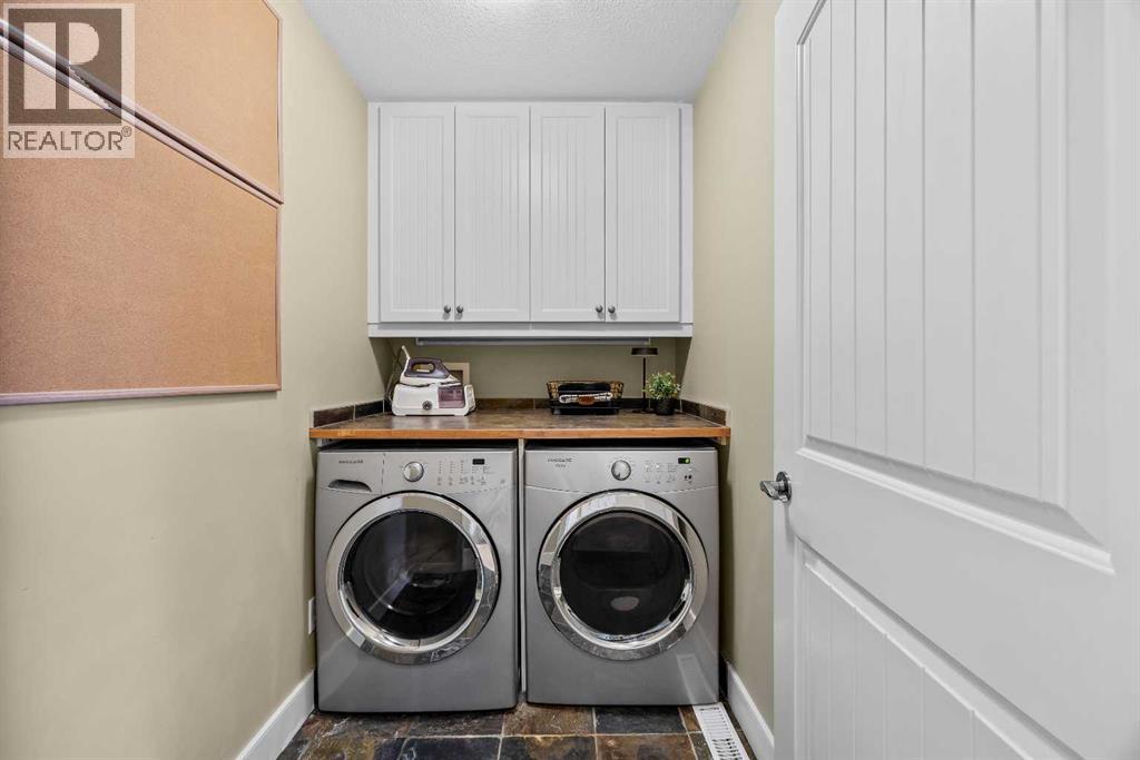 301 29 Avenue NE - Image 32