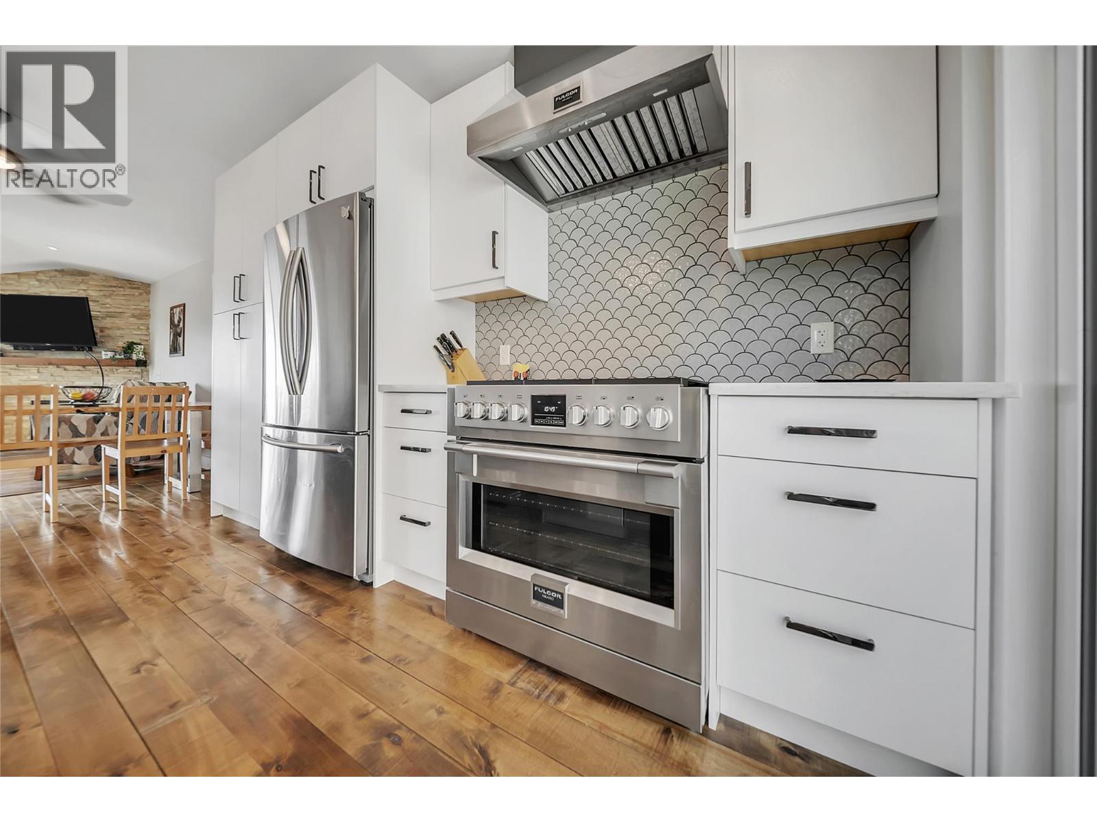 2310 Shannon Heights Place - Image 13