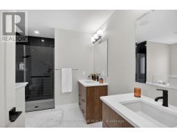 Bedroom 3 - 988 Beckton Heights, Ottawa, ON K2S2X6 Photo 15