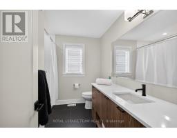 988 Beckton Heights, Ottawa, ON K2S2X6 Photo 23